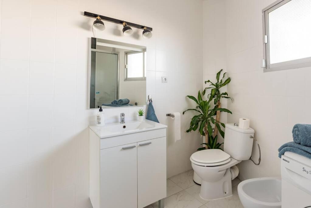 Апартаменты Charming Flat In Puerto Marina, Бенальмадена Экстерьер фото